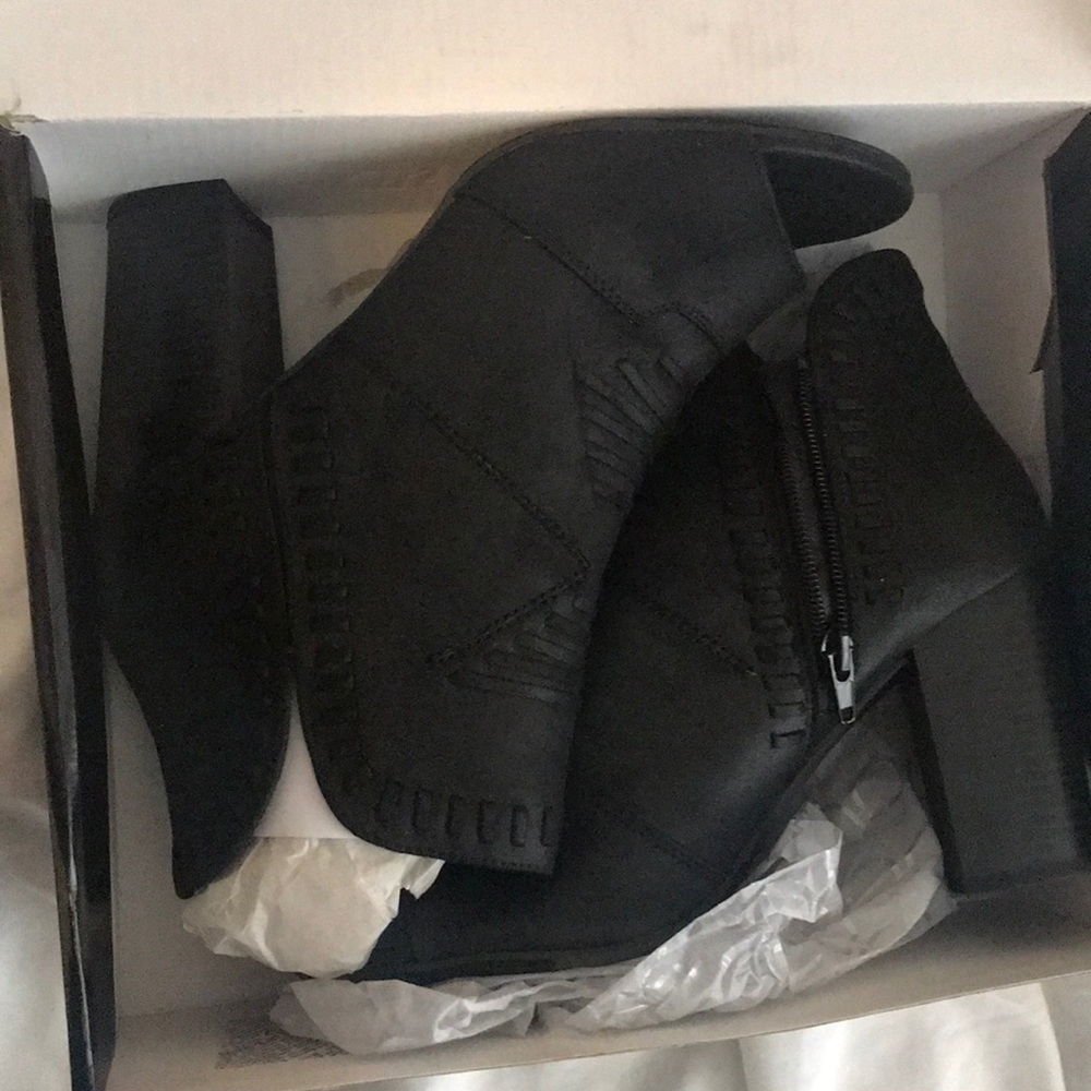 Black Herly Booties